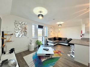 Photo 7- click for photo gallery